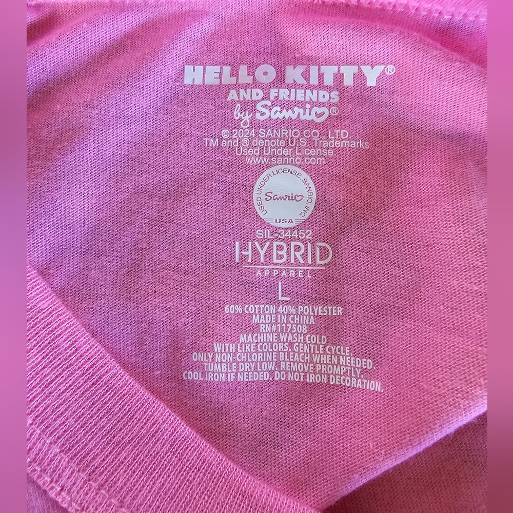 Hello Kitty And Friends T-shirt - Picture 4 of 4